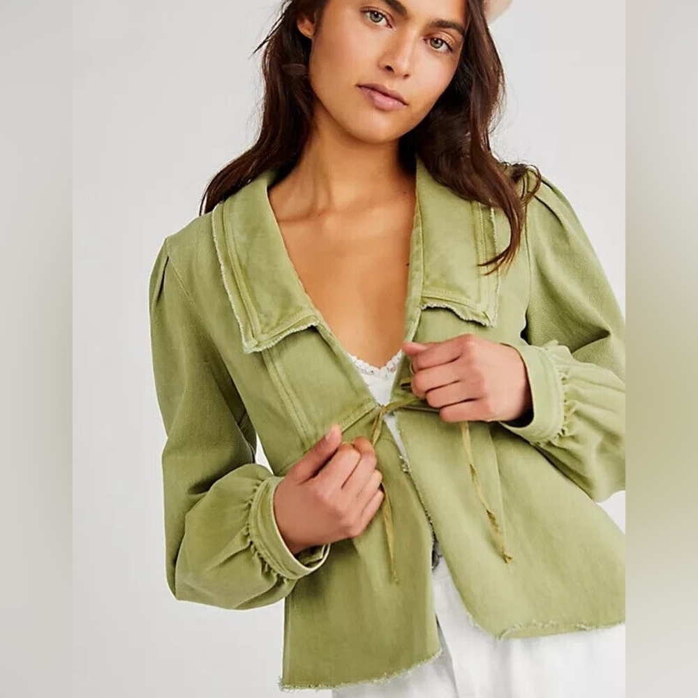 NWT Free People Katrina Bed Jacket in Olive Green - Picture 1 of 6